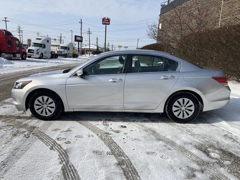 Used 2010 Honda Accord LX image 5
