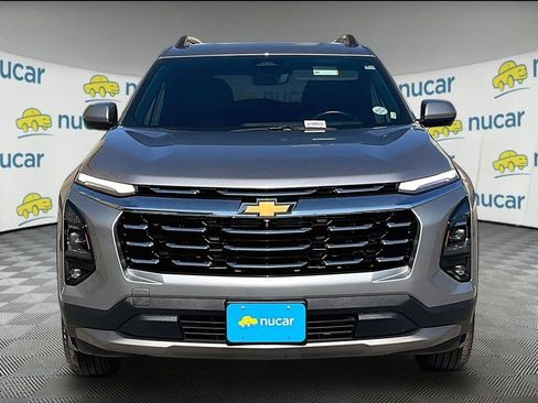 Used 2025 Chevrolet Equinox LT w/ Convenience Package II AWD/4WD image 2