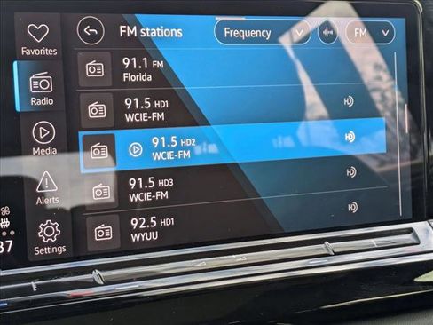 Used 2024 Volkswagen Atlas SE image 13