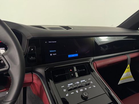 New 2025 Porsche Panamera RWD image 23