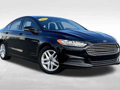 Used 2016 Ford Fusion SE