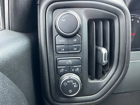 Used 2020 Chevrolet Silverado 1500 Custom Trail Boss w/ Custom Convenience Package AWD/4WD image 22