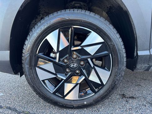 Used 2025 Hyundai Kona SEL image 30