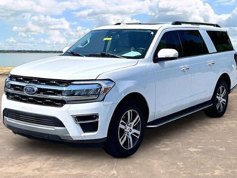 Used 2022 Ford Expedition Max Limited RWD image 3