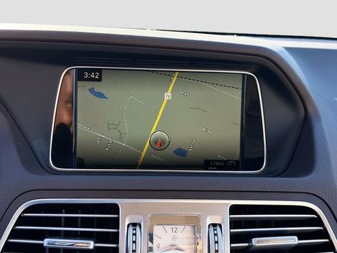 Used 2016 Mercedes-Benz E 400 Cabriolet image 29