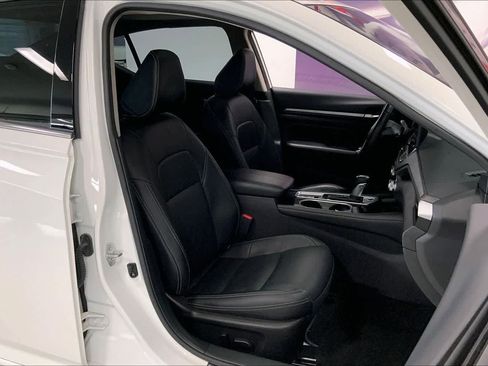 Used 2023 Nissan Altima 2.5 SL AWD/4WD image 11