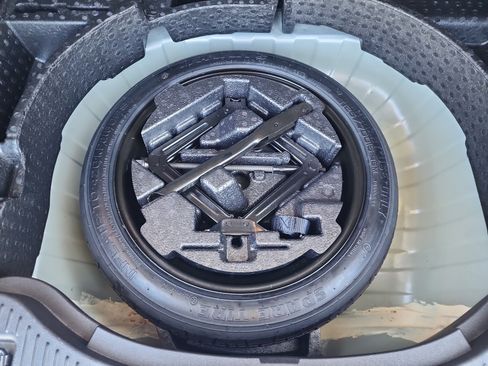 Certified 2020 Chevrolet Trax LT w/ LT Convenience Package image 26