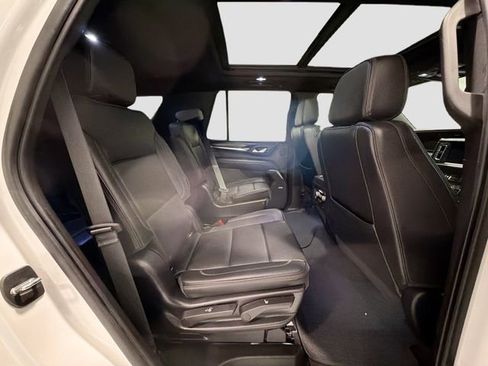 Used 2022 GMC Yukon Denali AWD/4WD image 26
