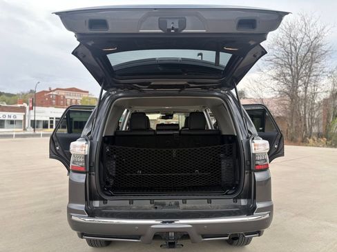 Used 2023 Toyota 4Runner Limited image 9