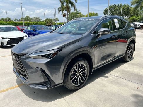 Certified 2025 Lexus NX 250 FWD w/ Accessory Package (2T) image 3