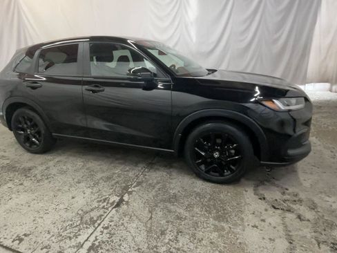 Used 2023 Honda HR-V Sport image 4