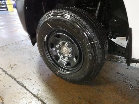 New 2026 RAM 2500 Tradesman w/ Bed Convenience Group image 31