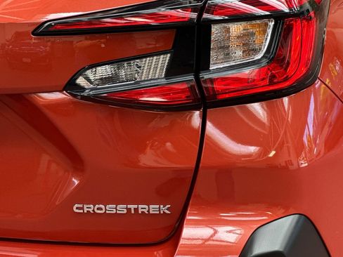 Used 2025 Subaru Crosstrek 2.0i AWD/4WD image 34