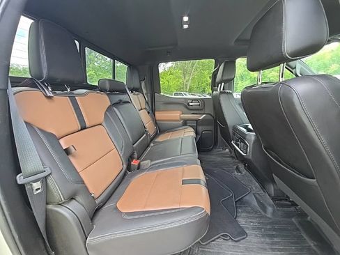 Used 2019 Chevrolet Silverado 1500 High Country w/ Safety Package II AWD/4WD image 19