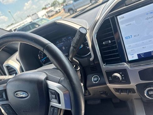 Certified 2022 Ford F250 Lariat w/ Lariat Ultimate Package AWD/4WD image 15