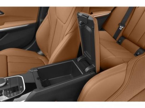 Used 2023 BMW 330i Sedan w/ M Sport Package RWD image 17