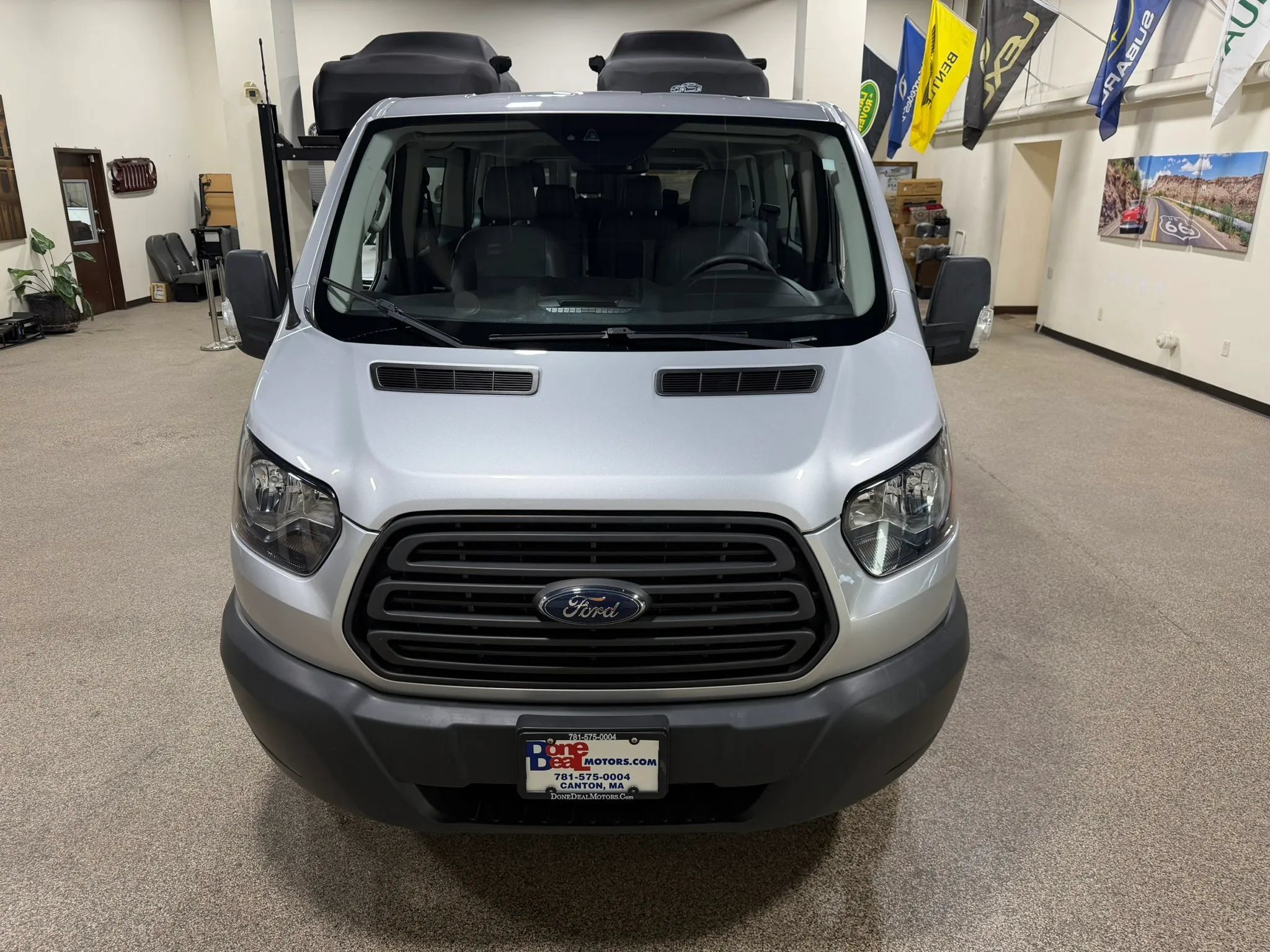 Used 2018 Ford Transit 350 XL RWD image 11