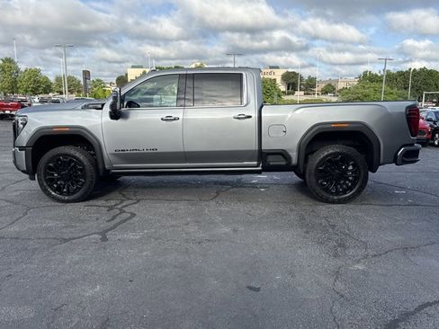 New 2026 GMC Sierra 2500 Denali Ultimate w/ LPO, Black Badging Package AWD/4WD image 11