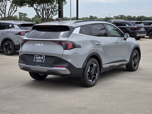 New 2026 Kia Sportage EX w/ EX Panorama Roof Package FWD image 4