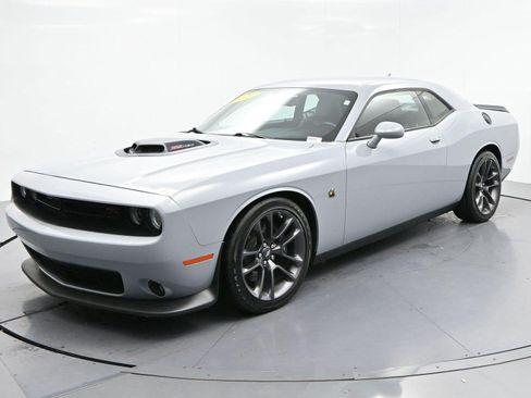 Used 2021 Dodge Challenger R/T Scat Pack w/ Shaker Package RWD image 3