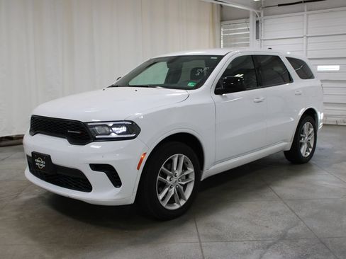 Used 2025 Dodge Durango GT AWD/4WD image 4