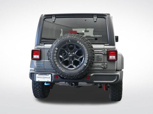 Used 2023 Jeep Wrangler Unlimited w/ Cold Weather Group AWD/4WD image 7