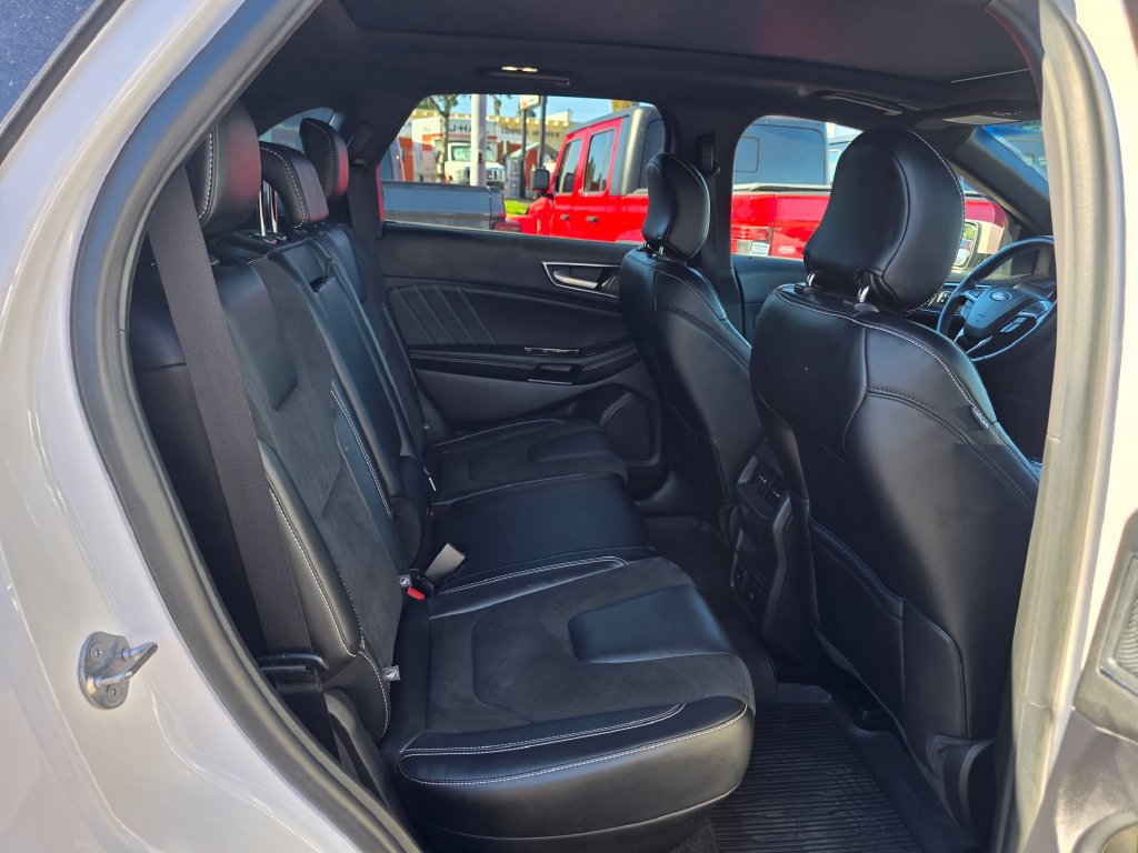 Used 2019 Ford Edge ST w/ Equipment Group 401A AWD/4WD image 23
