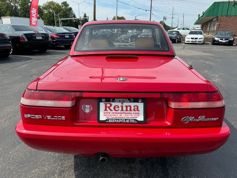 Used 1991 Alfa Romeo Spider Veloce image 8