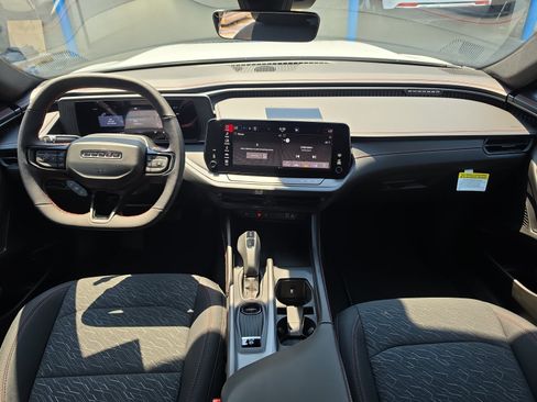 New 2026 Dodge Charger R/T AWD/4WD image 17