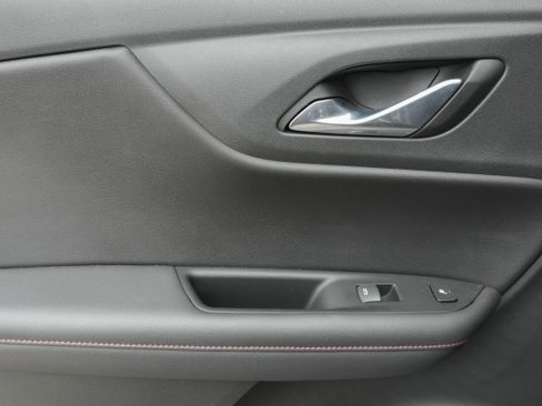 Used 2022 Chevrolet Blazer RS w/ Enhanced Convenience Package image 32