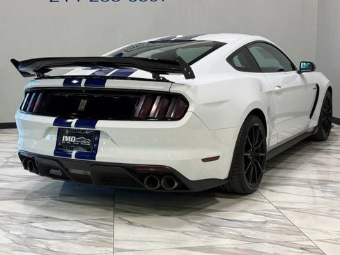 Used 2016 Ford Mustang Shelby GT350 w/ Technology Package RWD image 8