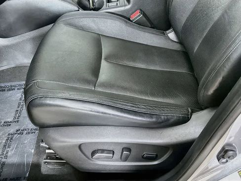 Used 2018 Nissan Rogue SL FWD image 31