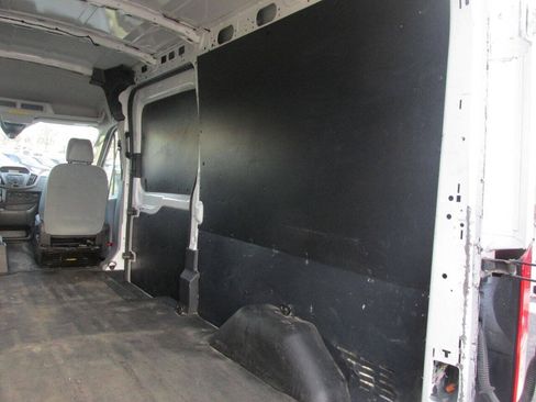 Used 2018 Ford Transit 250 148 Medium Roof RWD image 29