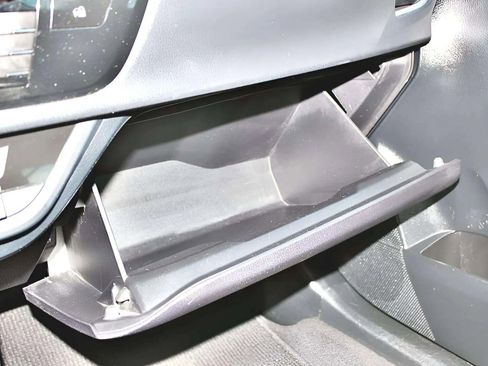 Used 2014 Toyota Corolla S image 23