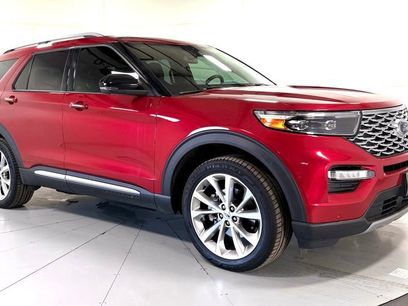 Used 2023 Ford Explorer Platinum w/ Technology Package