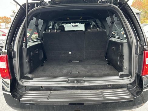Used 2017 Ford Expedition EL XLT w/ Equipment Group 202A AWD/4WD image 13