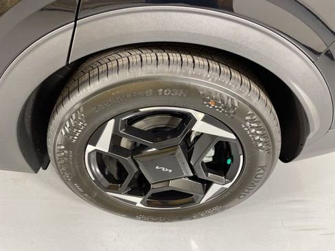 New 2026 Kia Sportage EX w/ EX Panorama Roof Package image 10