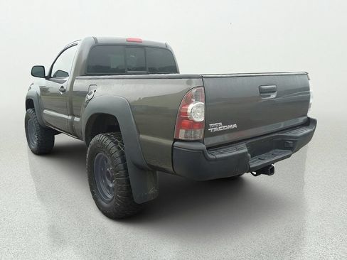 Used 2011 Toyota Tacoma 4x4 Regular Cab image 5