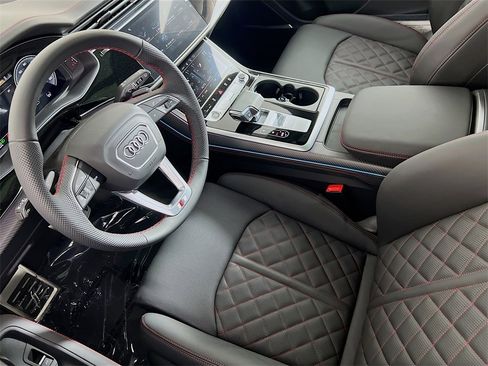 New 2026 Audi Q8 Prestige image 23