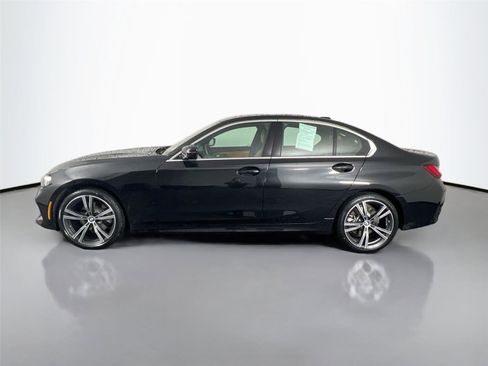 Certified 2024 BMW 330i xDrive Sedan w/ Convenience Package image 3