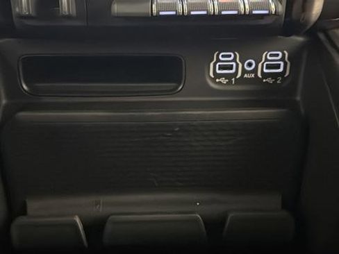 Used 2022 RAM 1500 Limited w/ Body Color Bumper Group AWD/4WD image 30