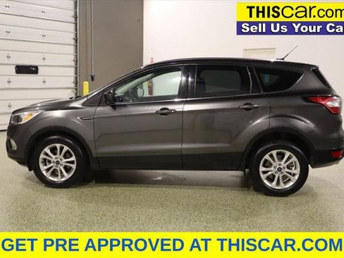 Used 2017 Ford Escape SE FWD image 5