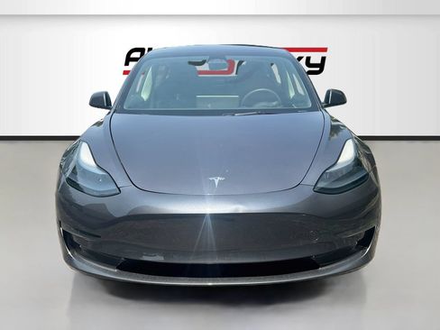 Used 2023 Tesla Model 3 Standard Range RWD image 2