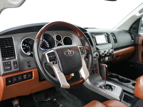 Used 2014 Toyota Sequoia Platinum AWD/4WD image 29