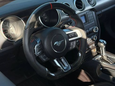 Used 2019 Ford Mustang GT RWD image 25
