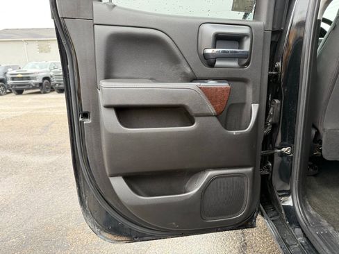 Used 2017 GMC Sierra 1500 SLE w/ SLE Value Package image 22