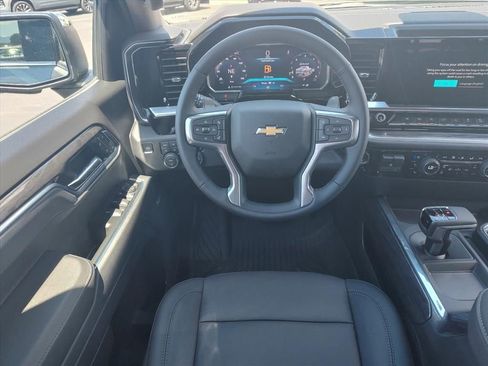 New 2026 Chevrolet Silverado 1500 LTZ w/ LTZ Premium Package AWD/4WD image 7
