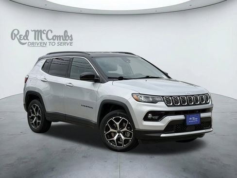 Used 2025 Jeep Compass Limited AWD/4WD image 1