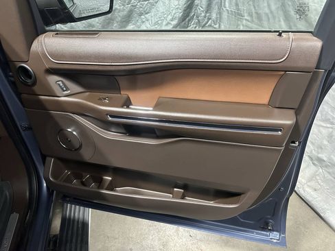Used 2022 Ford Expedition Max King Ranch AWD/4WD image 7
