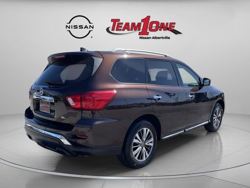 Used 2019 Nissan Pathfinder SL image 14